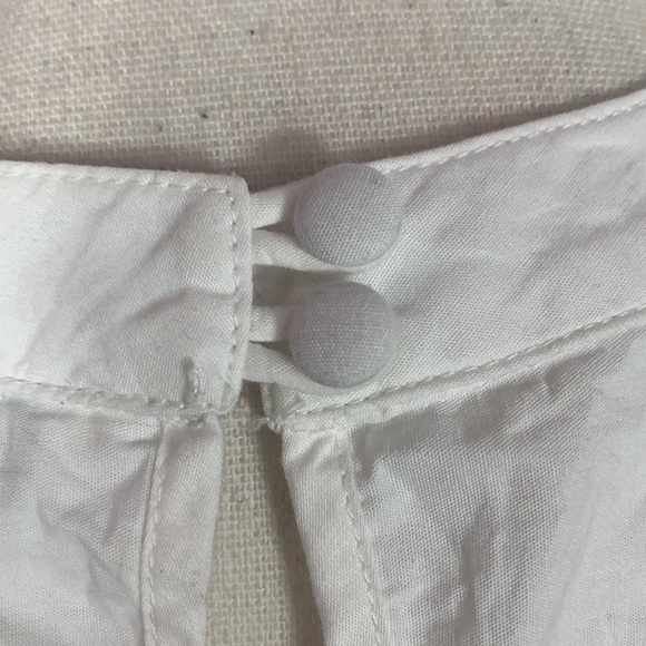 Miss Selfridge white w/navy blue embroidered top - Picture 5 of 8